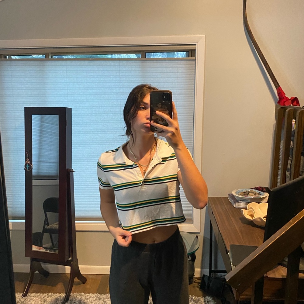 PacSun collared crop top